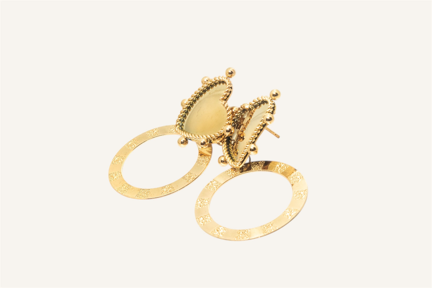 Aretes Venus
