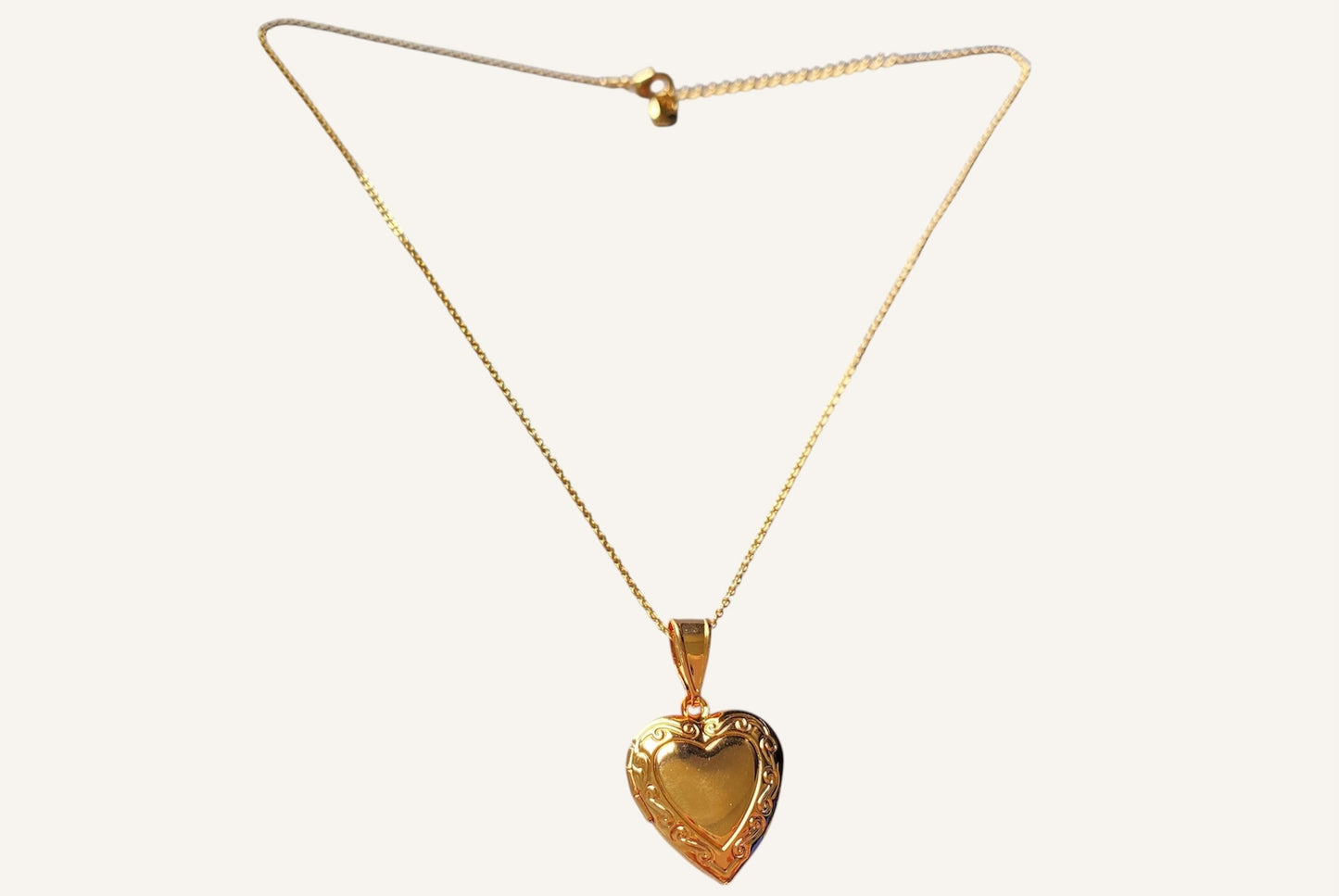 Relicario Corazón Dorado